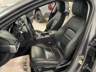 JAGUAR XE usata, con Touch screen