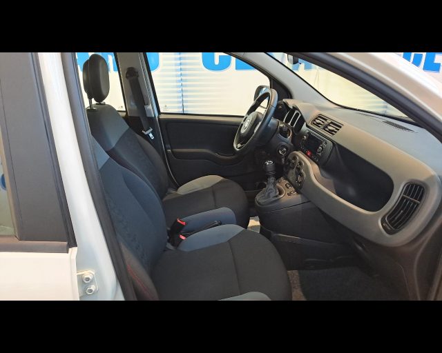 FIAT New Panda usata 17