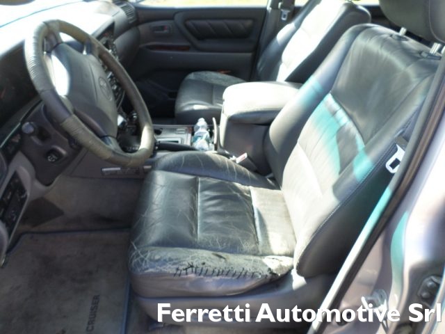 TOYOTA Land Cruiser usata, con Cerchi in lega