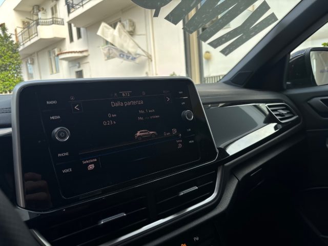 VOLKSWAGEN T-Roc usata, con Isofix