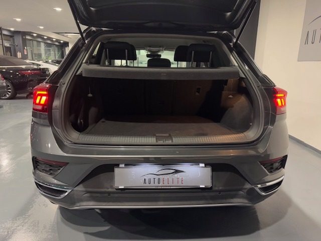 VOLKSWAGEN T-Roc usata, con Touch screen