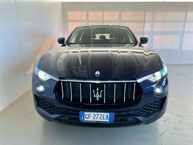 MASERATI Levante usata, con Fendinebbia