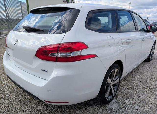 PEUGEOT 308 usata, con Airbag laterali