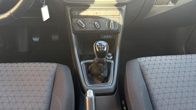 VOLKSWAGEN T-Cross usata, con Controllo automatico clima