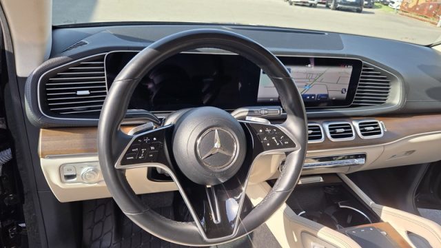 MERCEDES-BENZ GLE 300 usata, con USB