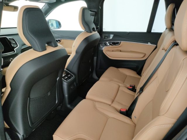 VOLVO XC90 usata, con Cerchi in lega