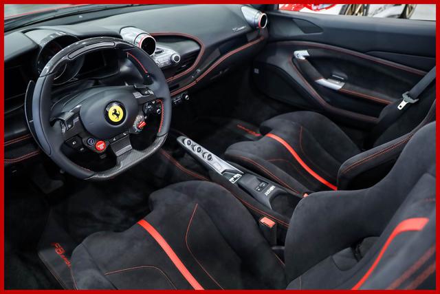 FERRARI F8 usata, con Sospensioni pneumatiche