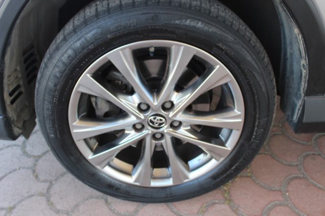 TOYOTA RAV 4 usata, con Autoradio