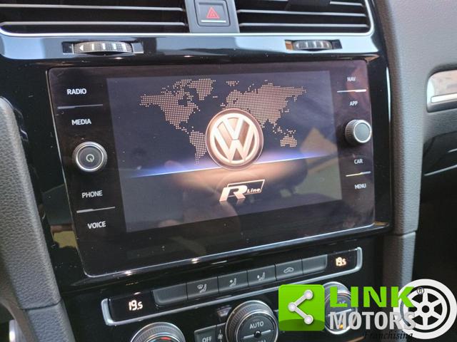 VOLKSWAGEN Golf usata, con USB