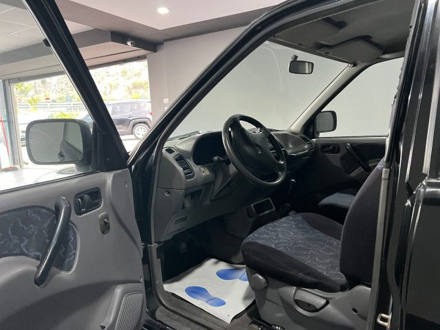 NISSAN Terrano II usata, con Servosterzo