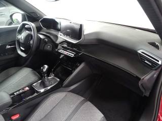 PEUGEOT 2008 usata, con USB