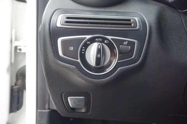 MERCEDES-BENZ C 220 usata, con Sistema di navigazione