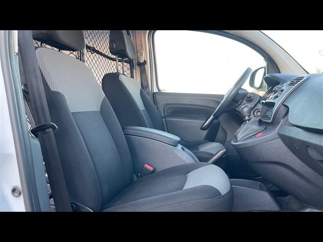 RENAULT Kangoo usata, con Servosterzo
