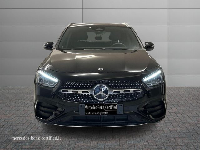 MERCEDES-BENZ GLA 200 usata, con Airbag laterali