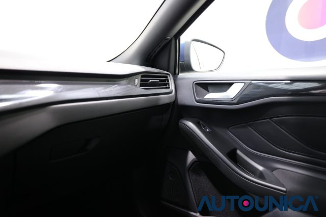 FORD Focus usata, con Specchietti laterali elettrici