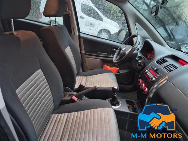 SUZUKI SX4 usata, con Airbag testa