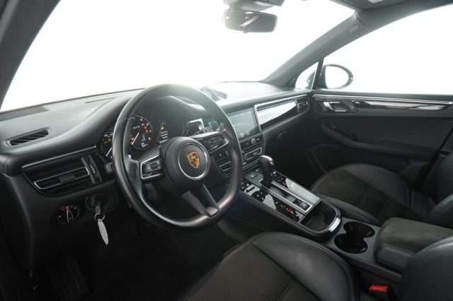 PORSCHE Macan usata 8