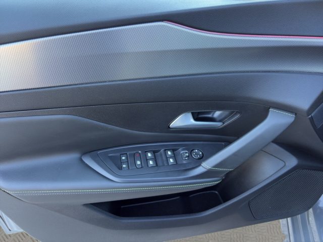 PEUGEOT 308 usata, con Controllo elettronico della corsia