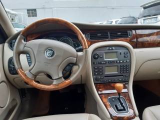 JAGUAR X-Type usata, con Antifurto