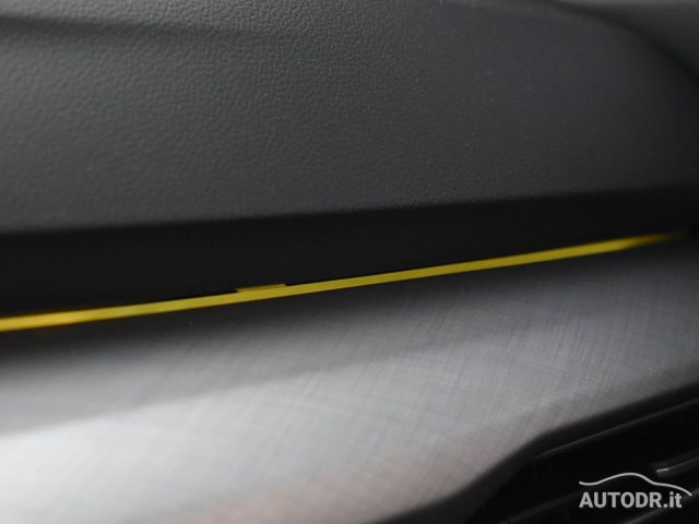 VOLKSWAGEN Golf usata, con Frenata d