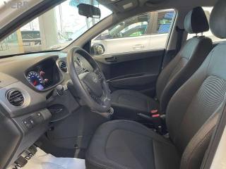 HYUNDAI i10 usata, con Sedile posteriore sdoppiato