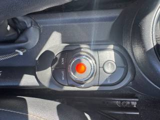 MINI Cooper usata 8