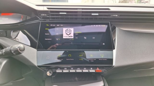 PEUGEOT 308 usata, con Volante multifunzione