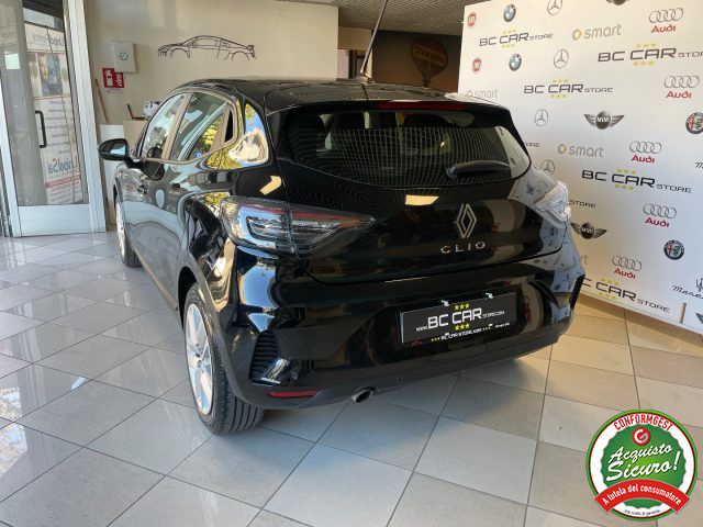 RENAULT Clio usata, con Autoradio