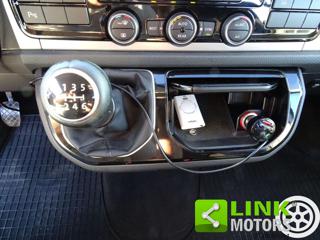 VOLKSWAGEN Multivan usata, con Servosterzo