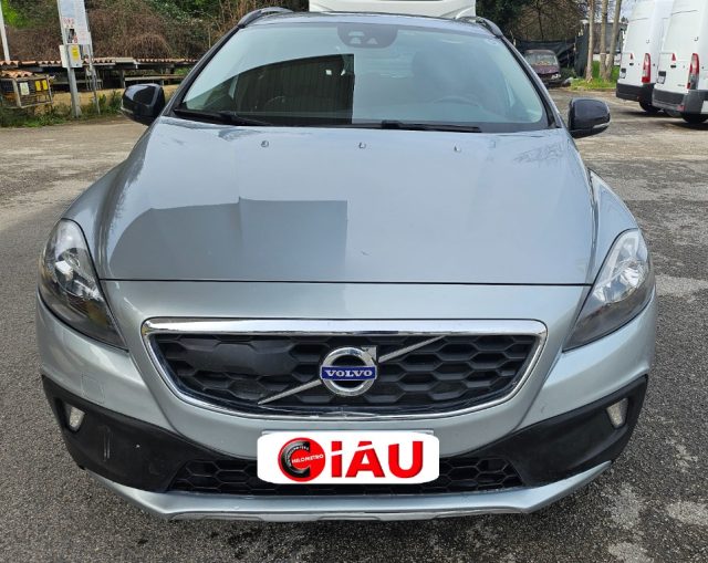 VOLVO V40 Cross Country usata, con Airbag