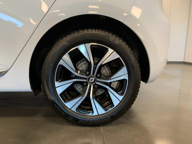 RENAULT Clio usata, con USB