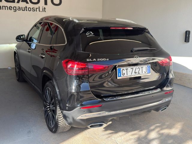 MERCEDES-BENZ GLA 200 usata, con Autoradio