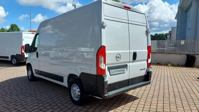 OPEL Movano usata, con Autoradio