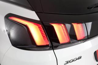 PEUGEOT 3008 usata 8