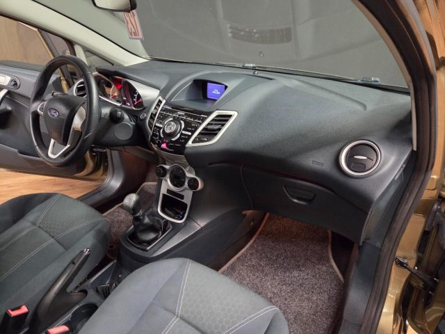 FORD Fiesta usata, con ESP