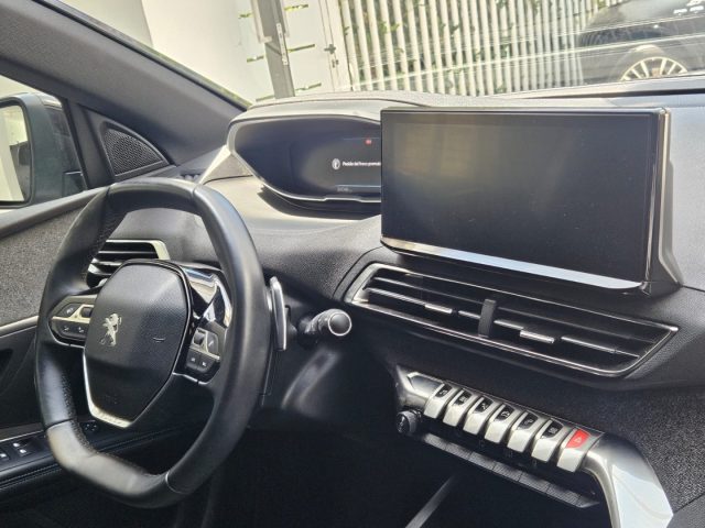 PEUGEOT 3008 usata, con Fari Xenon