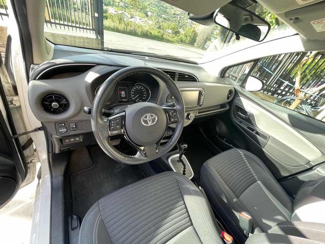TOYOTA Yaris usata, con Airbag testa