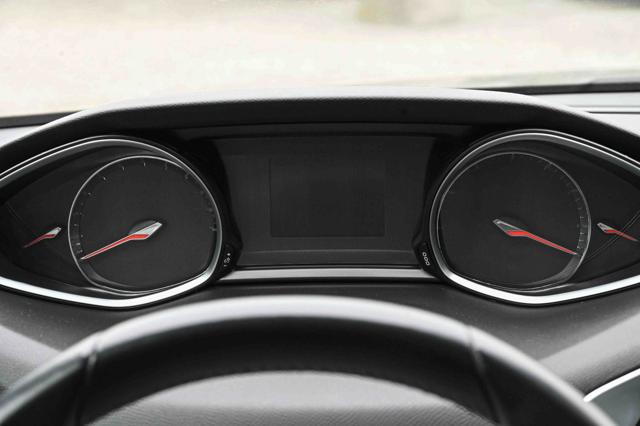 PEUGEOT 308 usata, con Sistema di navigazione