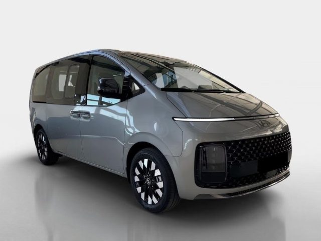 HYUNDAI Staria usata, con Autoradio