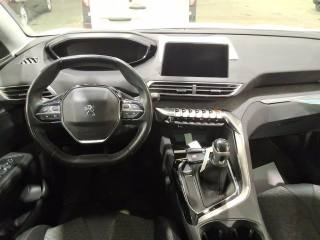 PEUGEOT 5008 usata, con Autoradio