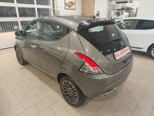 LANCIA Ypsilon usata, con Airbag Passeggero