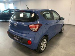 HYUNDAI i10 usata, con Specchietti laterali elettrici