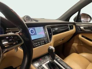 PORSCHE Macan usata, con USB