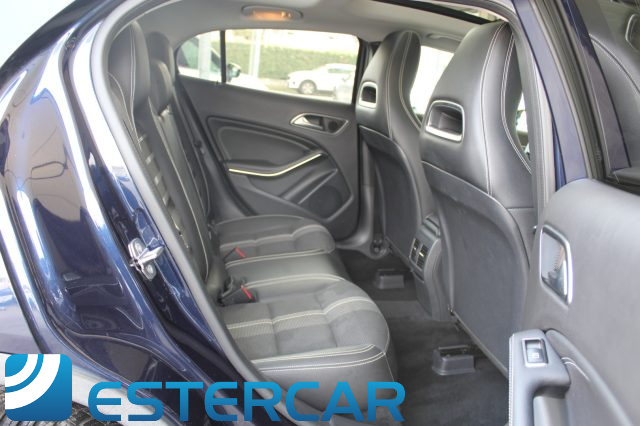 MERCEDES-BENZ GLA 180 usata, con Fari LED