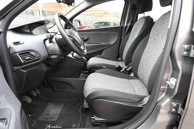 LANCIA Ypsilon usata, con ESP