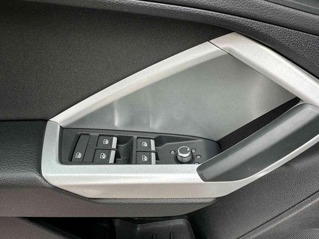 AUDI Q3 usata, con Airbag testa