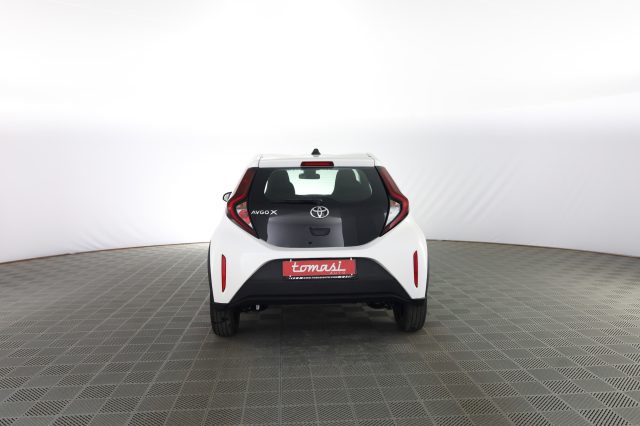 TOYOTA Aygo X usata 4