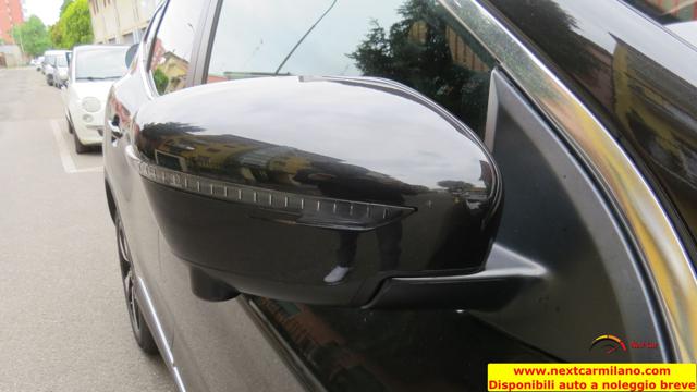 NISSAN Qashqai usata, con Vetri oscurati