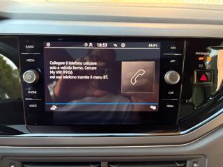 VOLKSWAGEN Taigo usata, con USB