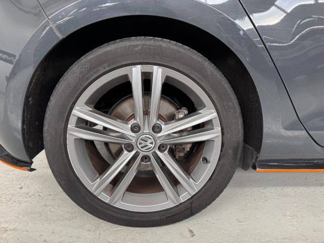 VOLKSWAGEN Golf usata, con Servosterzo